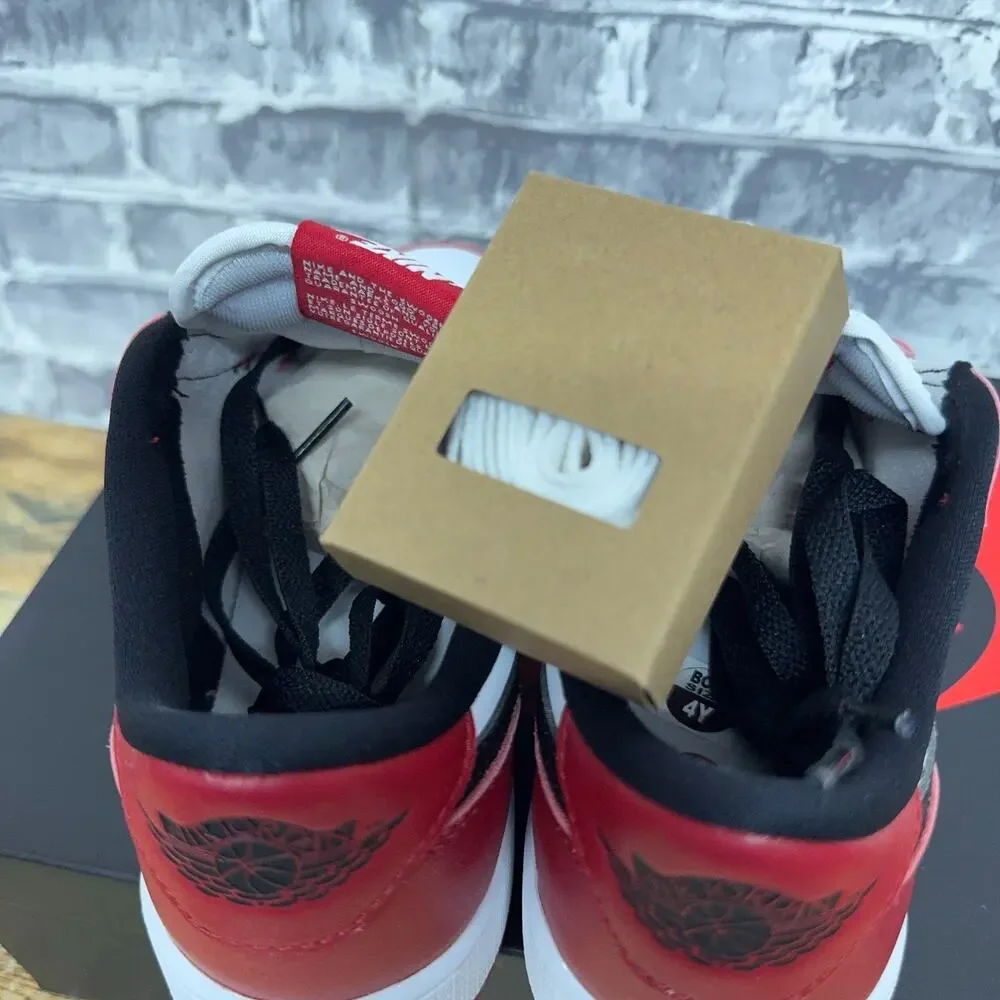 Nike Air Jordan AJ 1 Retro Low OG Chicago Black Red HQ6999-600 GS Youth Size 4Y